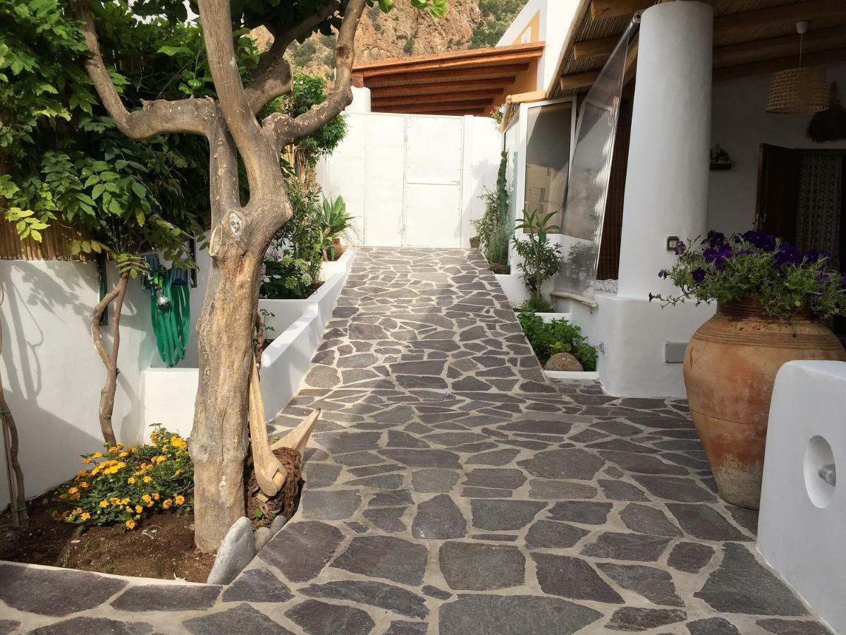 Villa La Ginestra Panarea Exterior foto